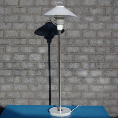 Lampe sur pied design scandinave des années 1970