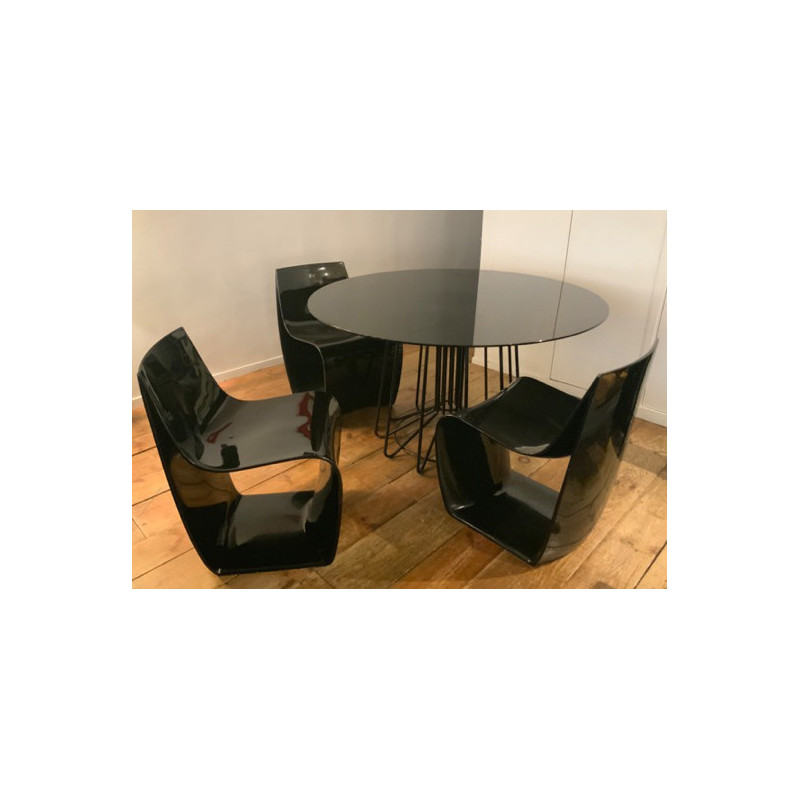 Set of 4 chairs Sign Matt with a table by MDF Italia