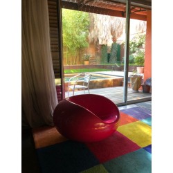 Fauteuil Pastil Chair rose sur le site de l'occasion haut de gamme de seconde main So Chic So Design