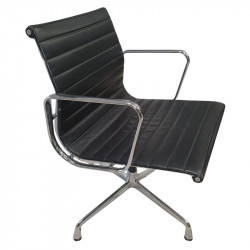Chaise EA 108