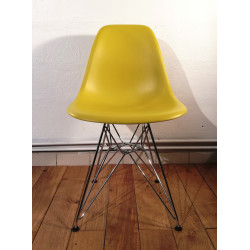 DSR chair, Charles & Ray Eames