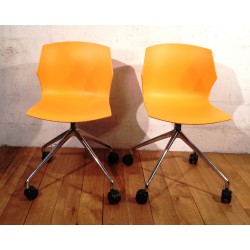 No Frill office chair on the high-end second-hand So Chic So Design website