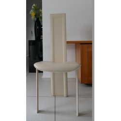 chaise Roche Bobois en cuir ivoire des années 80 So Chic So Design