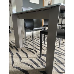 Table à manger Brera Cattelan Italia par Andrea Gulisano