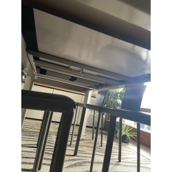 Table en verre