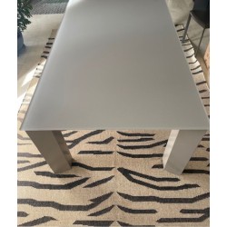 Table à manger Brera Cattelan Italia par Andrea Gulisano