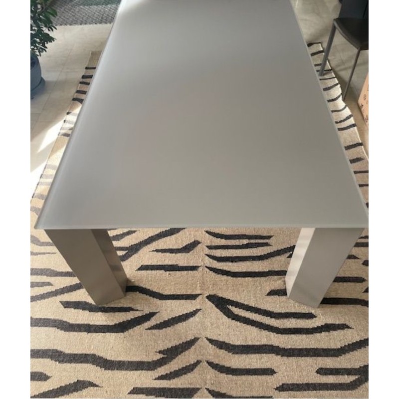Table en verre