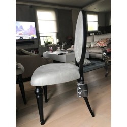 Table de salle à manger ovale en verre haute avec 8 chaises par Ego