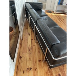 Canapé LC3 cuir noir par Le Corbusier pour Cassina