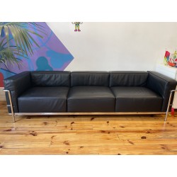Canapé LC3 cuir noir par Le Corbusier pour Cassina
