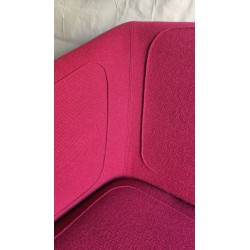 Canapé de LUCA NICHETTO modèle "DRESSED" édition Tacchini