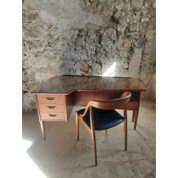 Bureau Göran Strand pour Lelangs Möbelfabrik,chaise Johannes Andersen pour Udulm Möbelfabrik,édition Samcom