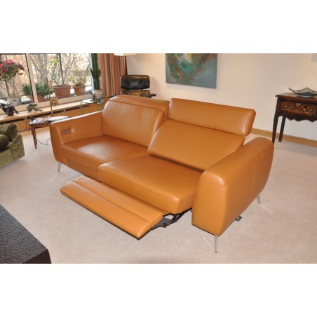 Second-hand 3 seater camel sofa by BoConcept in perfect condition